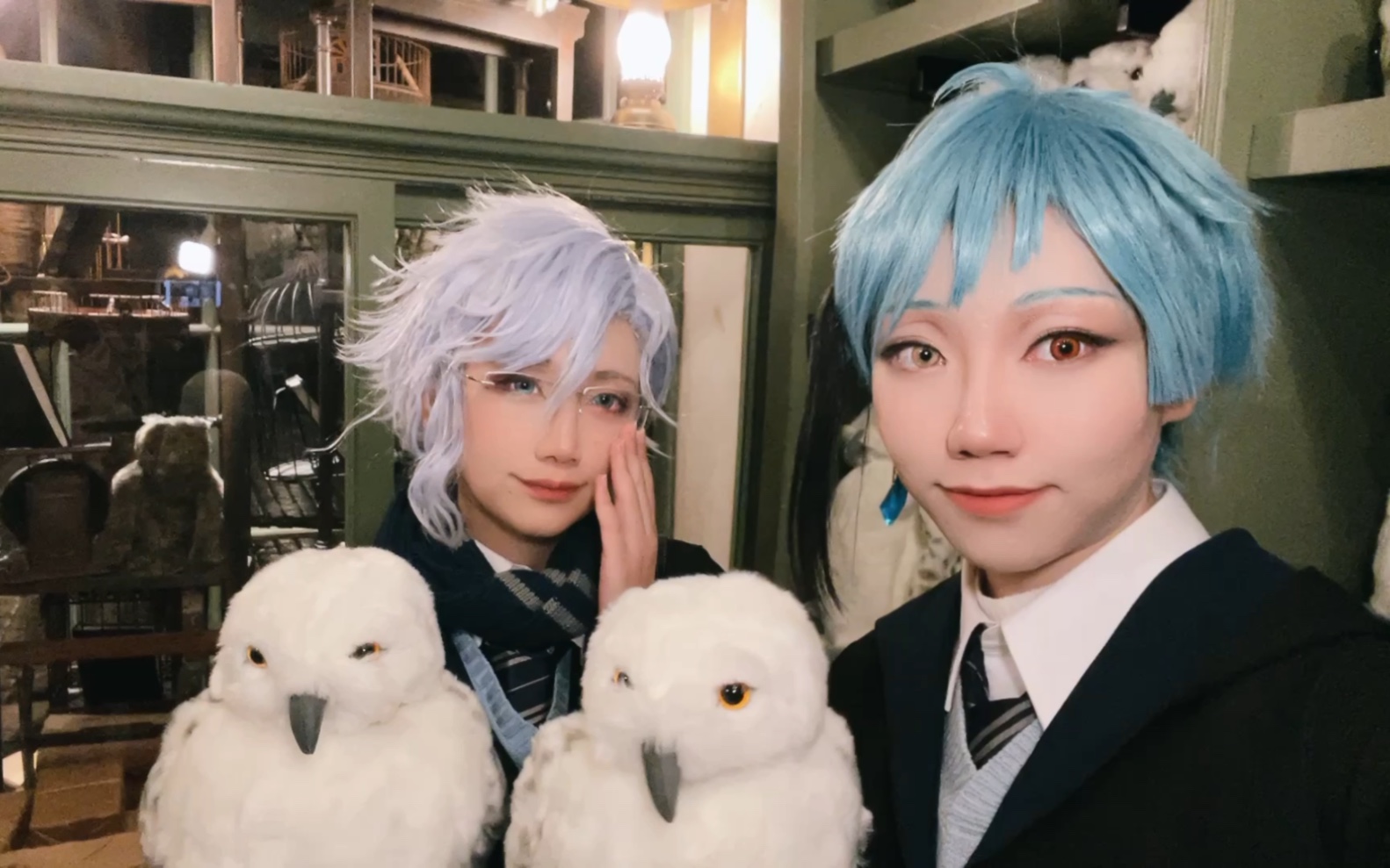 【扭曲仙境cos】两位夜鸦学院学生竟在别校大打出手!原因竟是…?