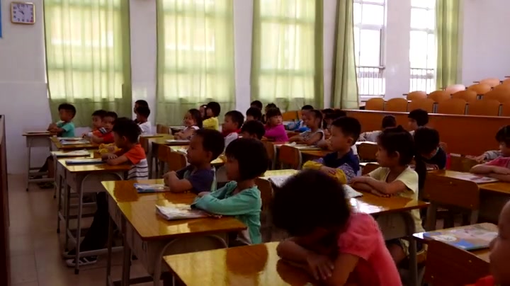 [图]《认识图形（一）》甘肃省马丽媛老师—省级优课人教版小学数学一年级上册 省级公开课 优质课 精品课 名师课堂 示范课 磨课 千课万人 微课 同课异构