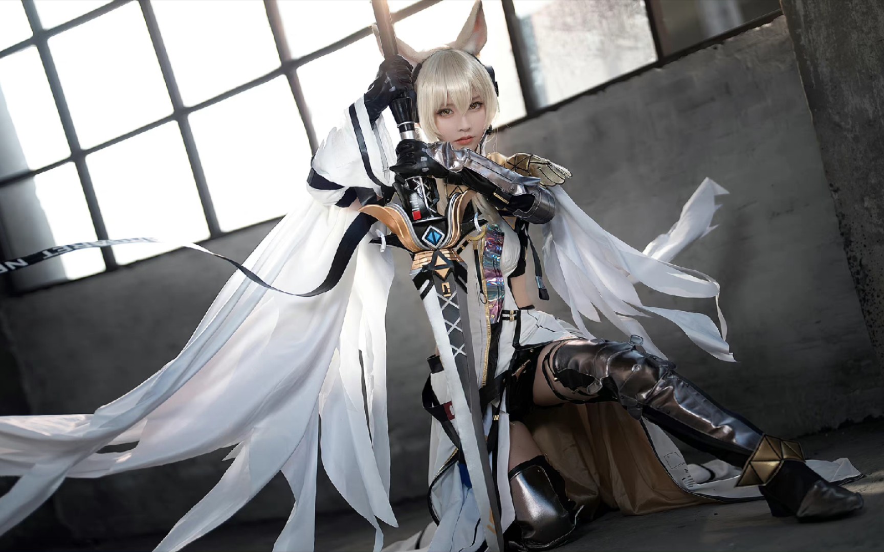 cos|『明日方舟』- 耀骑士·临光