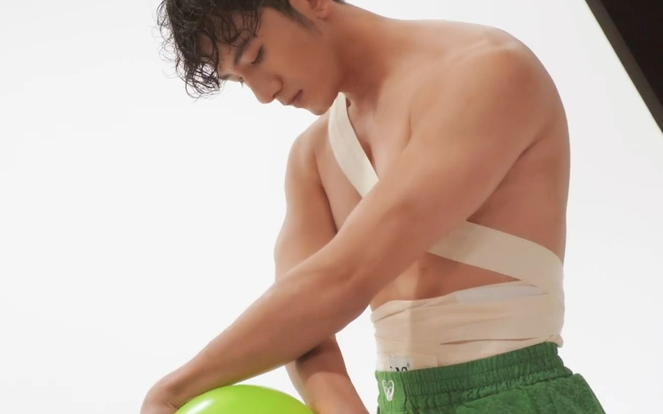 肖顺尧 肌肉轮廓,血脉喷张