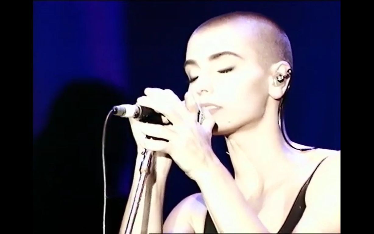 [图]【无与伦比】Sinéad O'Connor - Nothing Compares 2 U 1990 (Live in Europe)