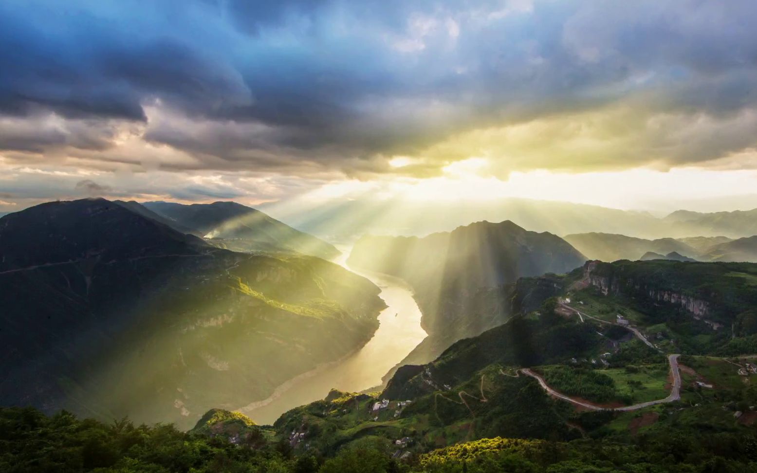 [图]念好山字经，做好水文章 - 巫山