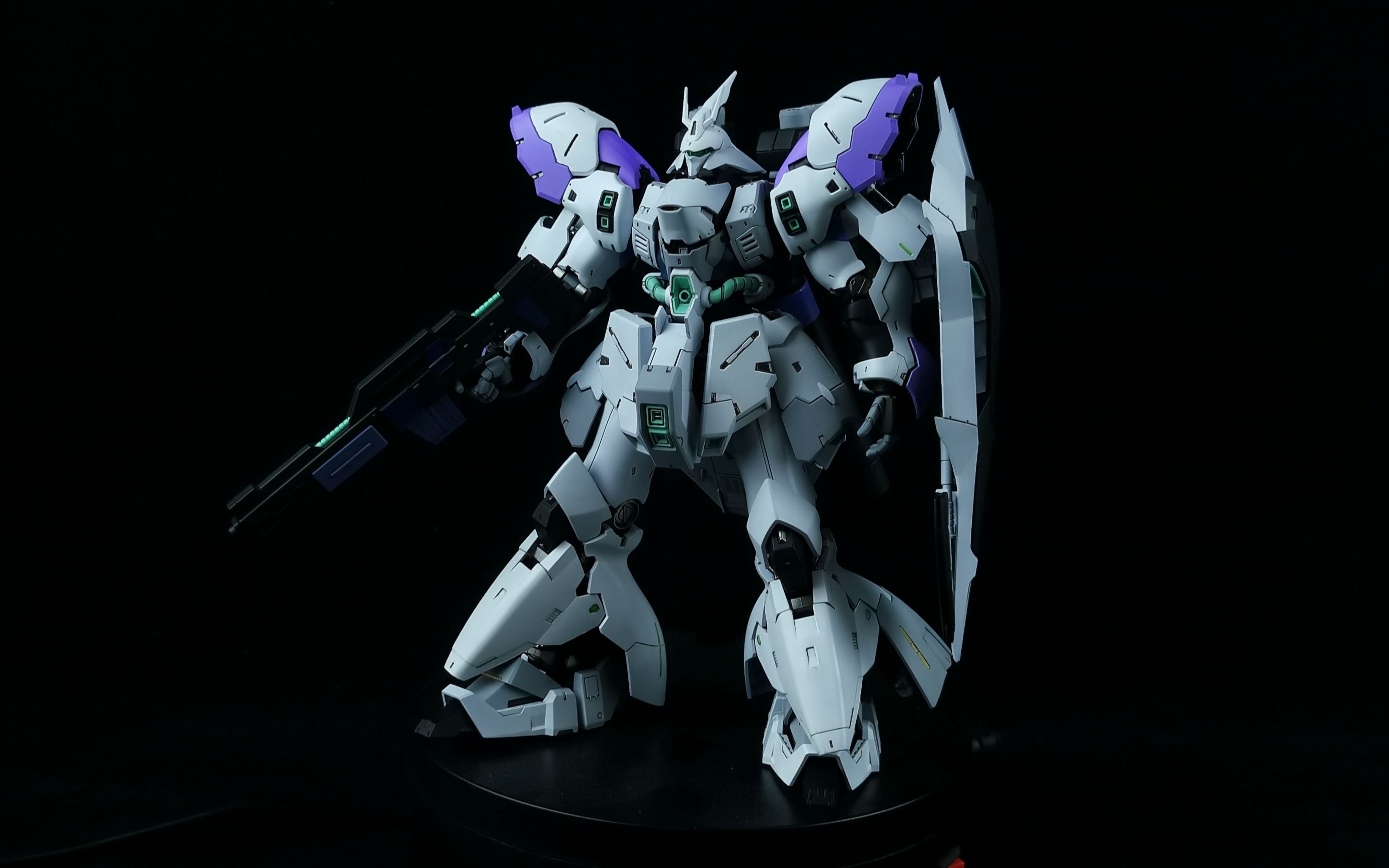 新手喷涂改色制作白色的沙扎比