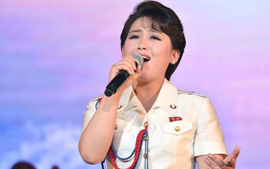 朝鲜歌手朴美京简历图片