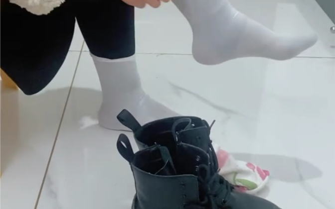 袜子都汗湿了!酸!