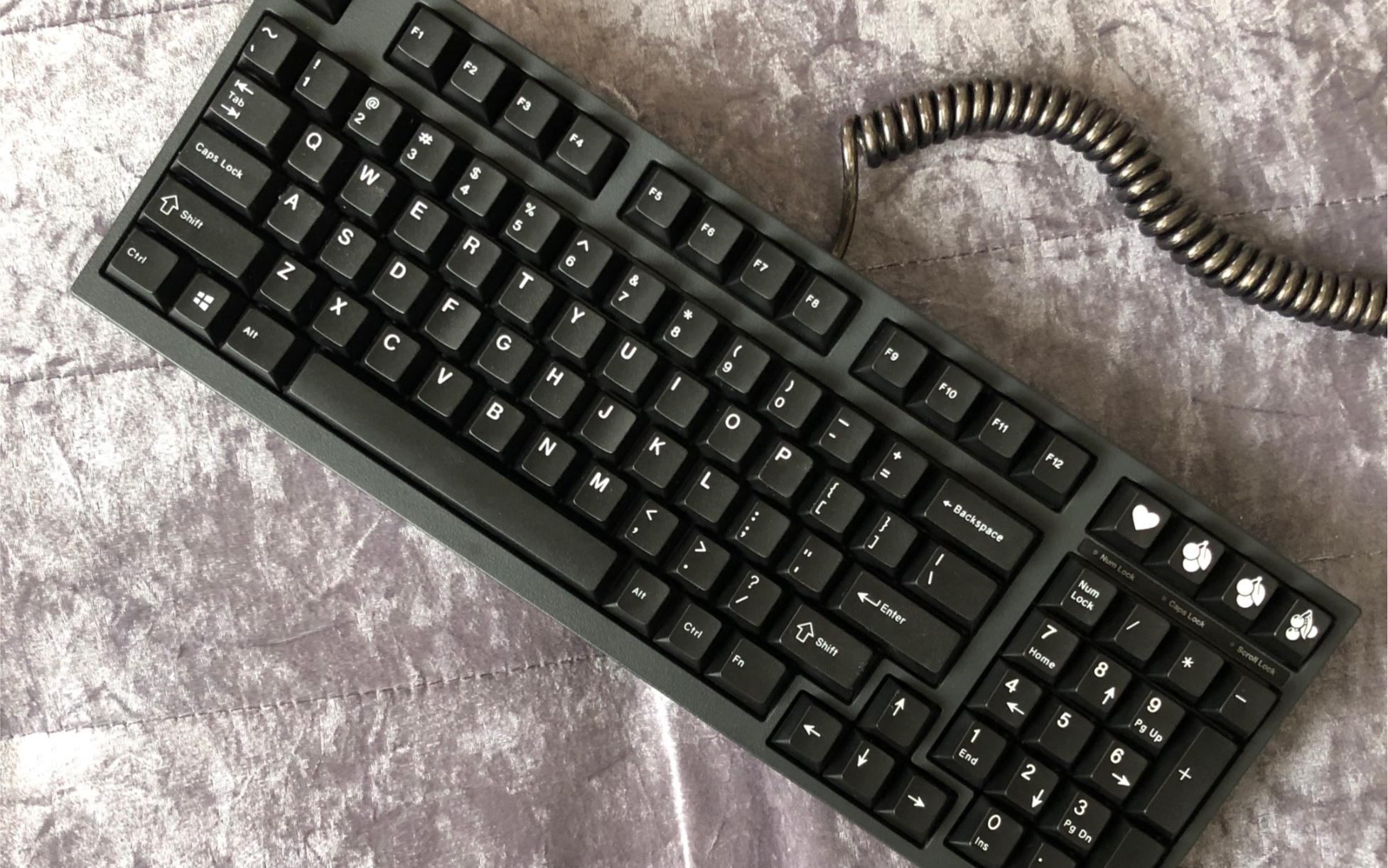 leopoldfc980m静音红轴enjoypbtabs黑二色键帽打字声音