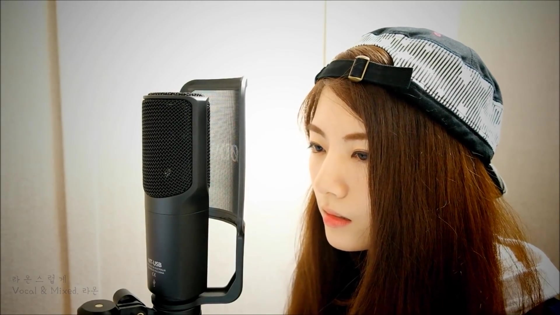 油管翻唱小姐姐raonlee很久之前翻唱东京吃货的opunravel前排提醒110