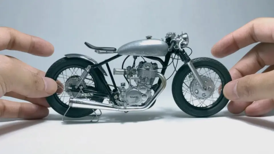 ショッピング卸し売り SR400 1996年モデル 絶版車 1/12 未使用未開封品