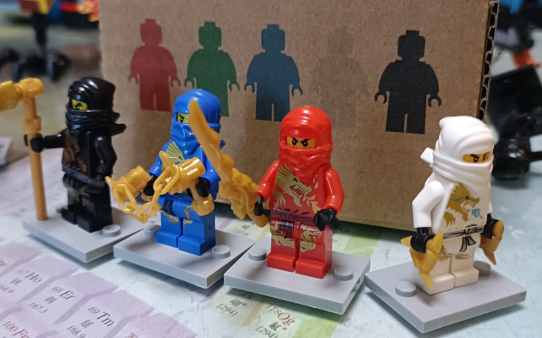 乐高幻影忍者国产龙服与初代服装忍者