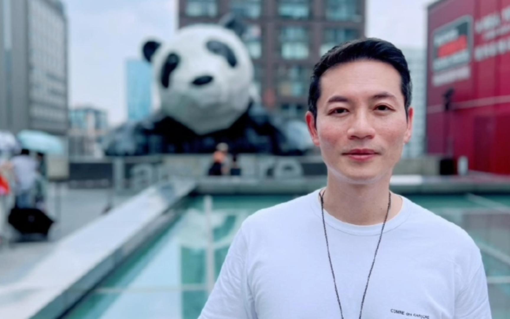 台湾中天主播林嘉源,搭乘c919,抵达成都游玩