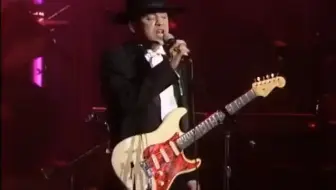 SRV 现场  "迷信"    Stevie Ray Vaughan with "Superstition"