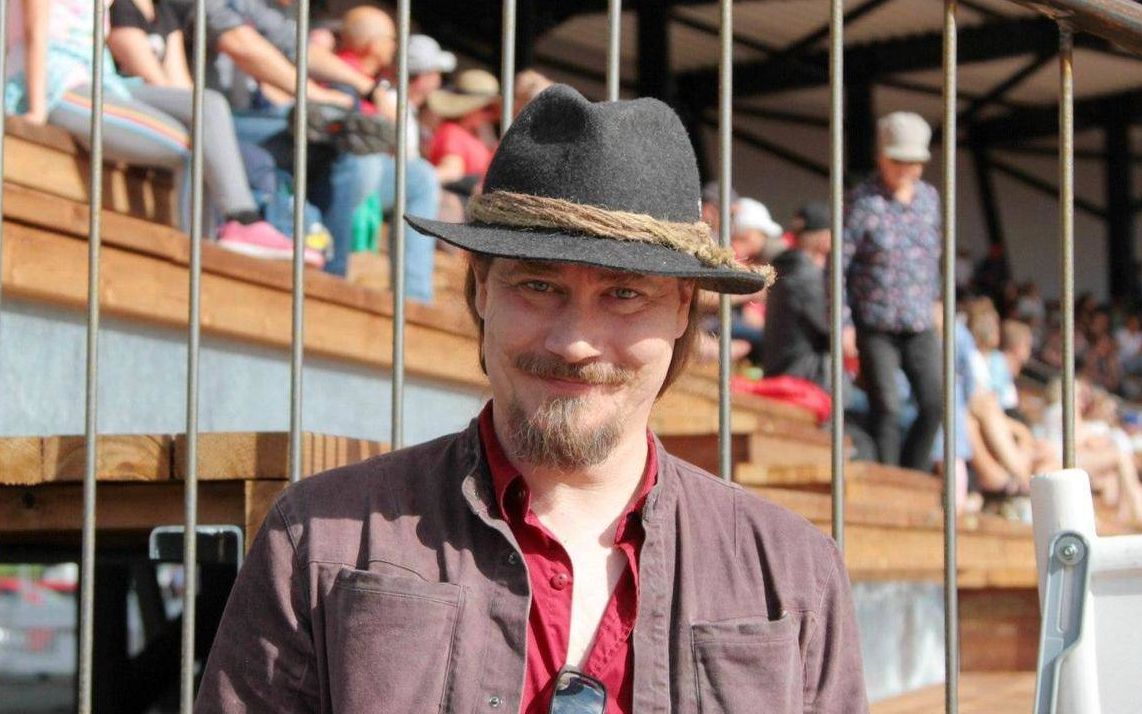 中英字幕nightwish键盘手托马斯在线回答网友提问tuomasholopainen