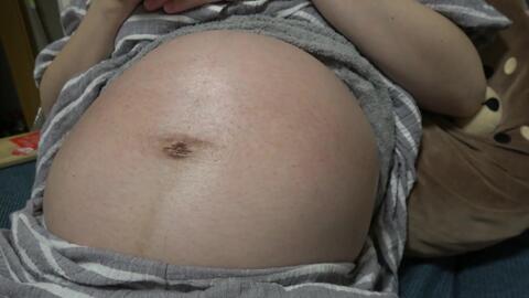 实拍孕38周临产前我家宝宝的胎动 感觉我的肚子已经快装不下他了 哔哩哔哩