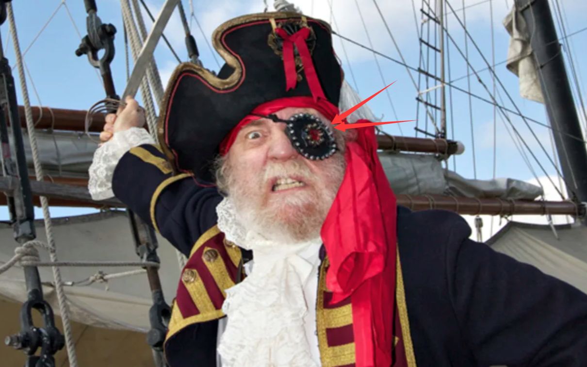 著名独眼海盗船长图片
