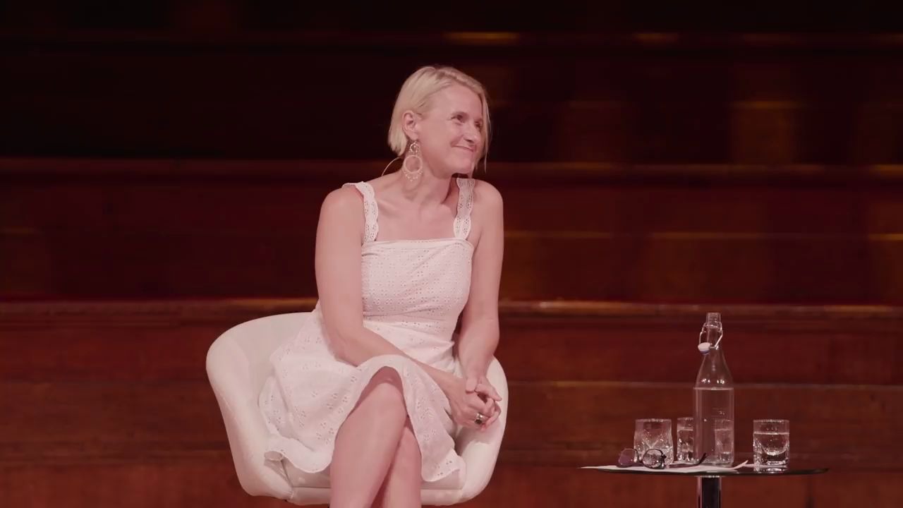 Elizabeth Gilbert on Life and Love 伊丽莎白ⷥ‰尔伯特谈生活与爱哔哩哔哩bilibili