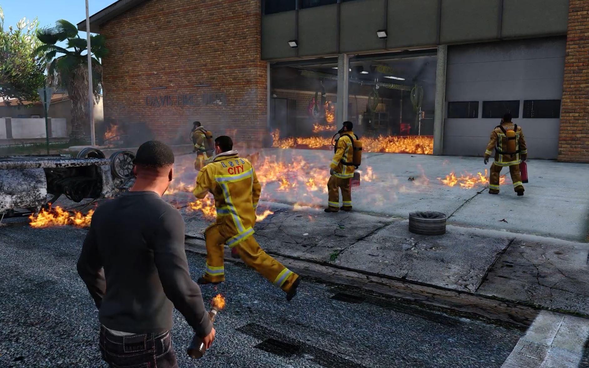 【gta5】在消防局里恶意纵火会发生什么?