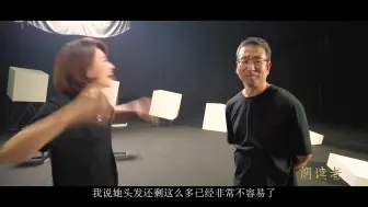 Télécharger la video: 董卿老师，生日快乐！