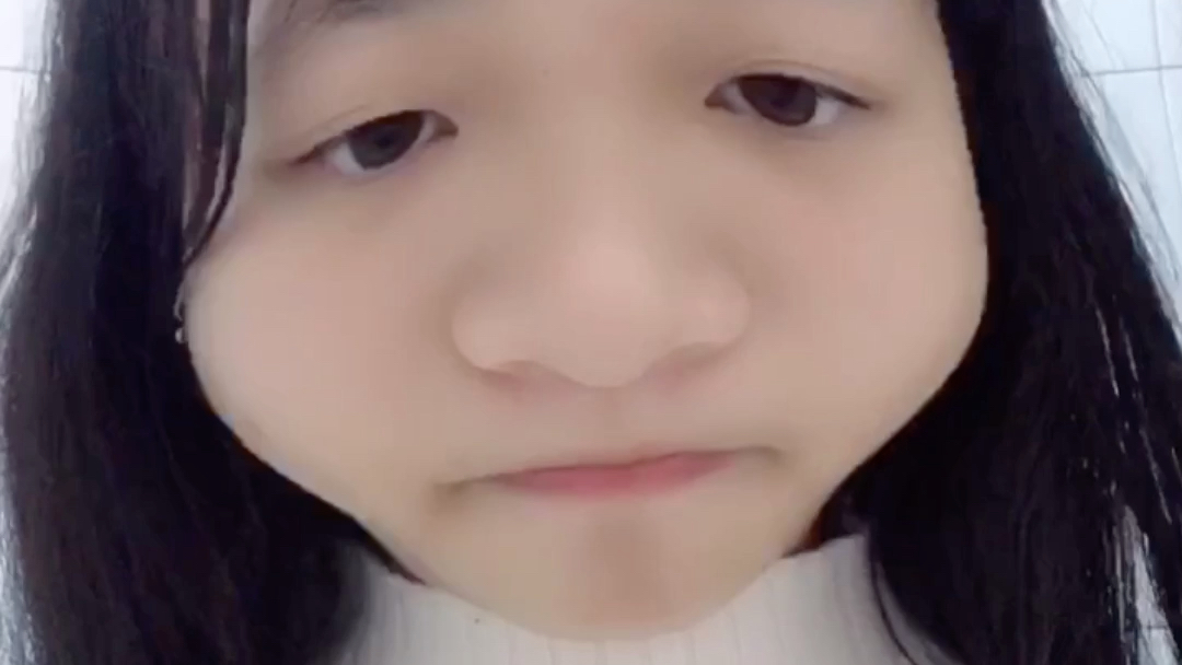 这游戏没法玩了,我都玩了好几次,都失败了,可是我明明没有笑,这次我就