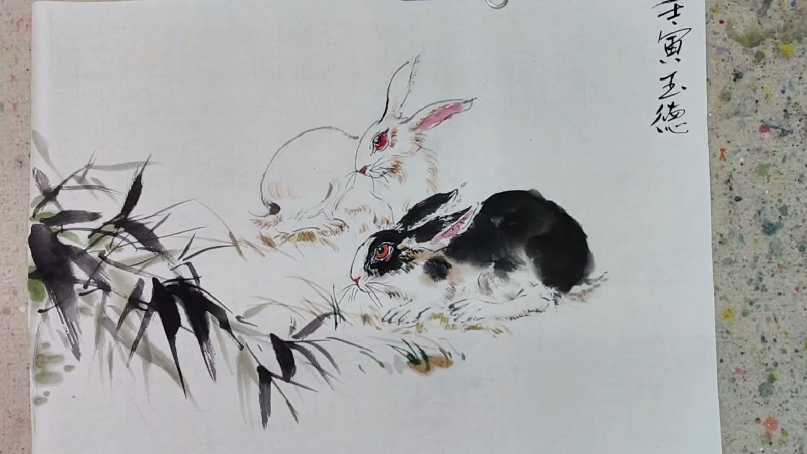 黑兔与白兔国画小写意