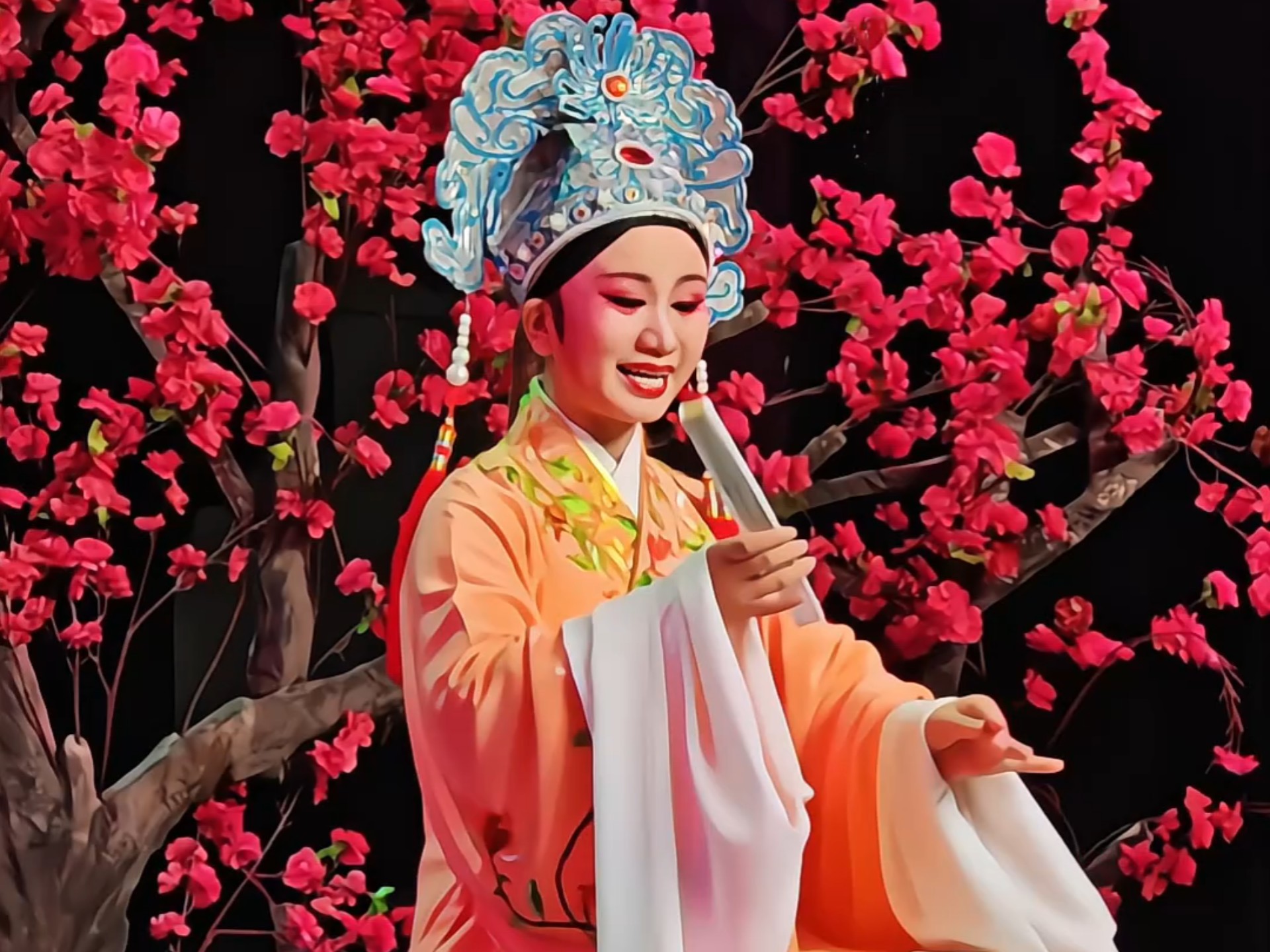 城东街道山南前村台州桔香越剧团《梁祝》我家有个小九妹 徐丽 应春霞