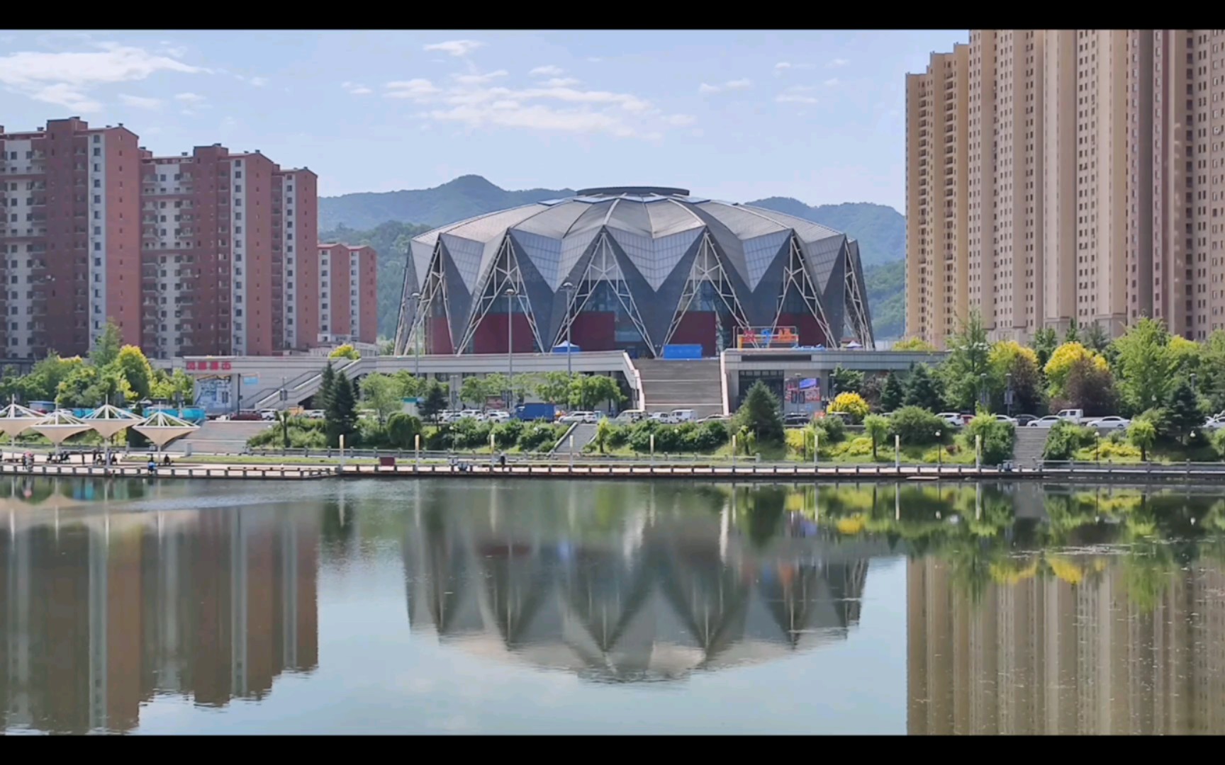 夏初环辽骑游记 之 凤城印象.