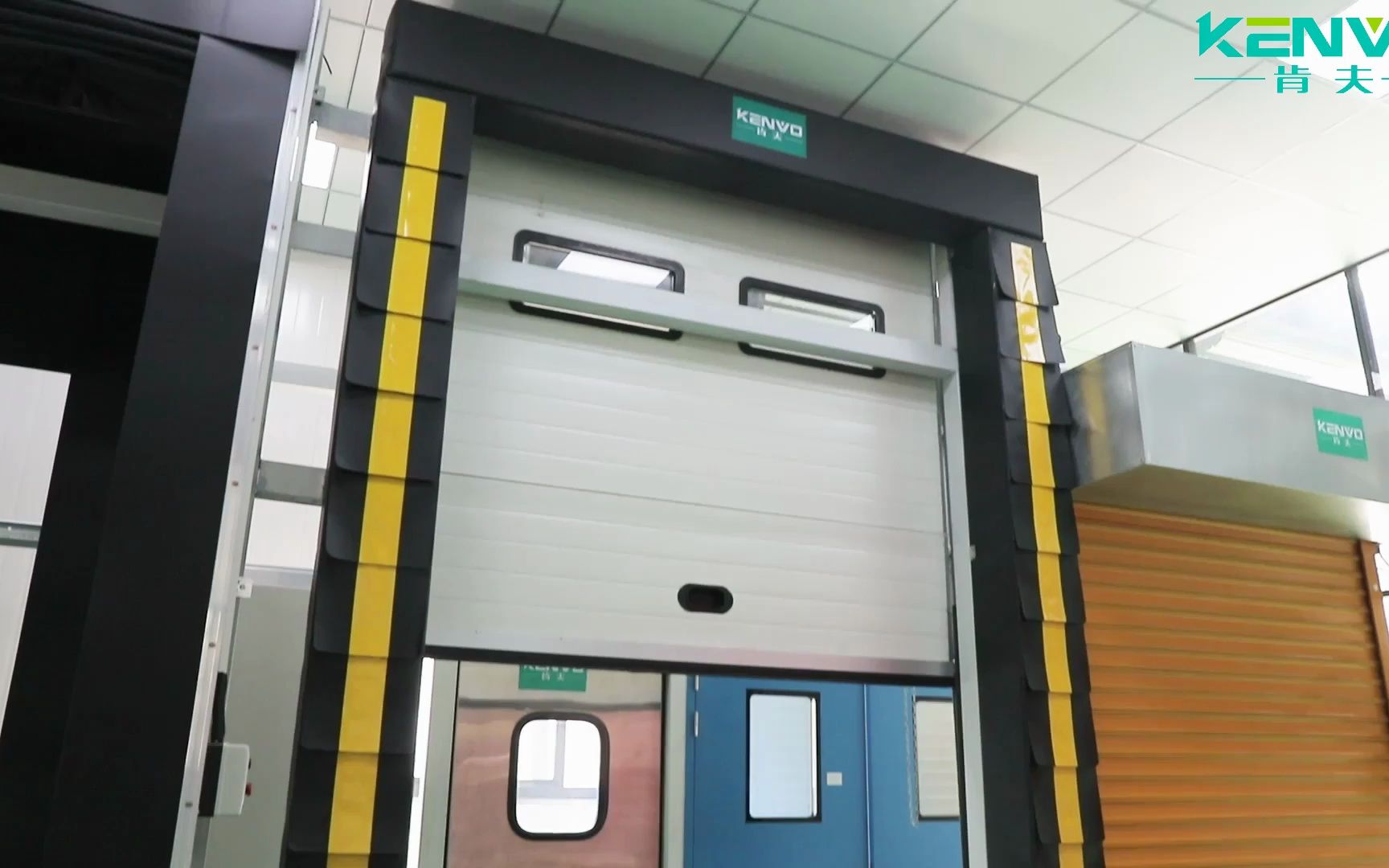 冷链物流仓库装卸货月台充气式门封