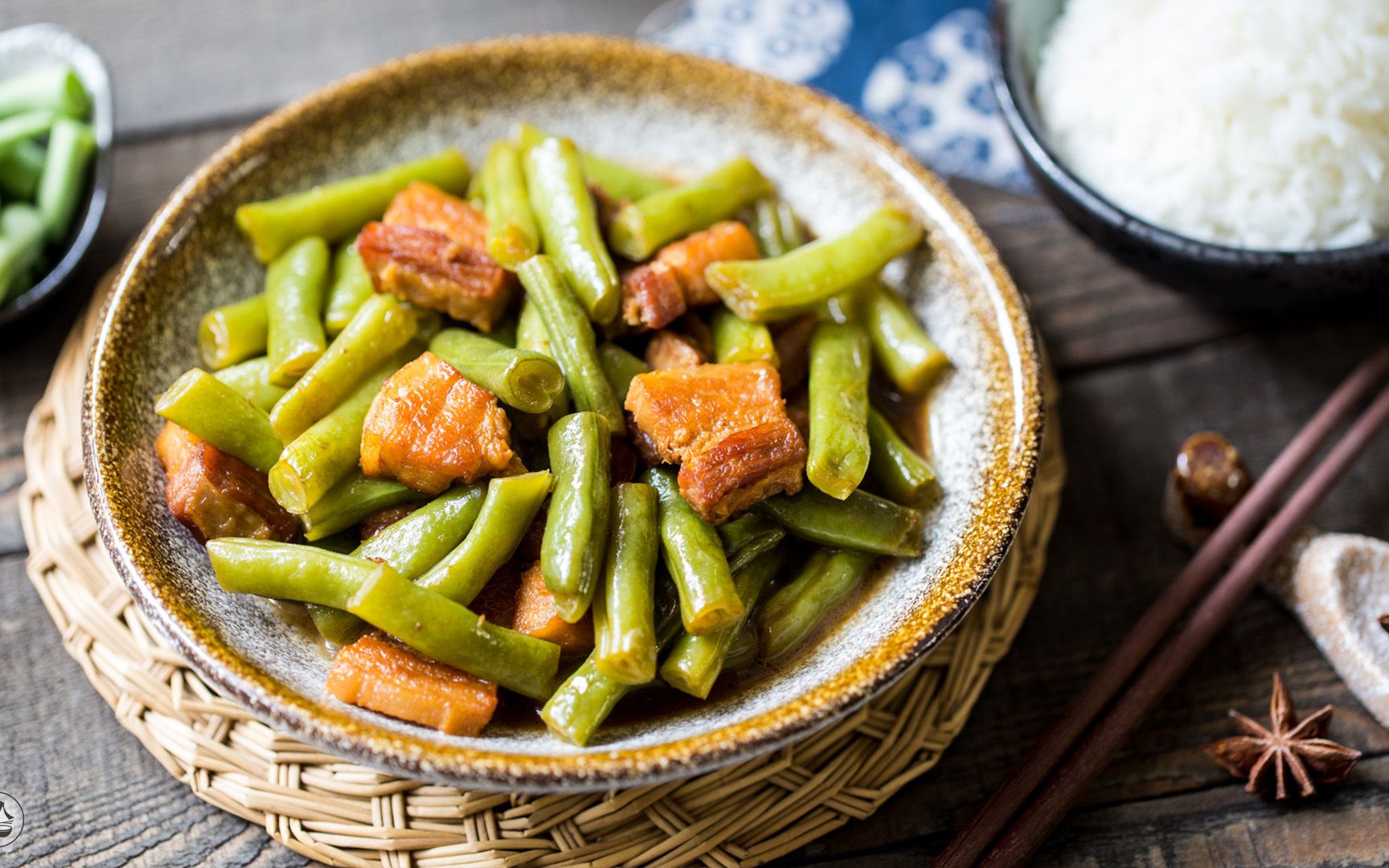 【豆角焖红烧肉】这道家常菜的杠把子,肥而不腻,特别下饭~_哔哩哔哩