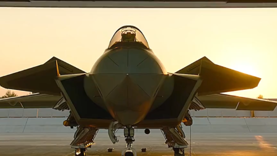 歼 2 0 也 太 师 了 99 99 99