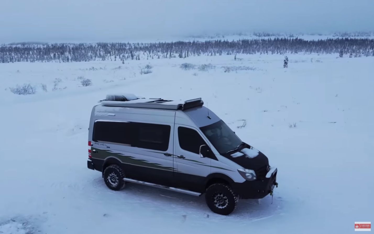 奔驰斯宾特四驱房车winnebagorevel4x4