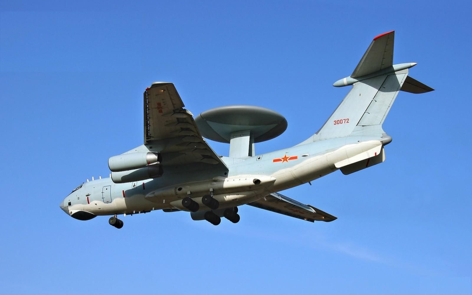 十几座地面雷达都比不上一架空警2000,让中国空军如虎添翼