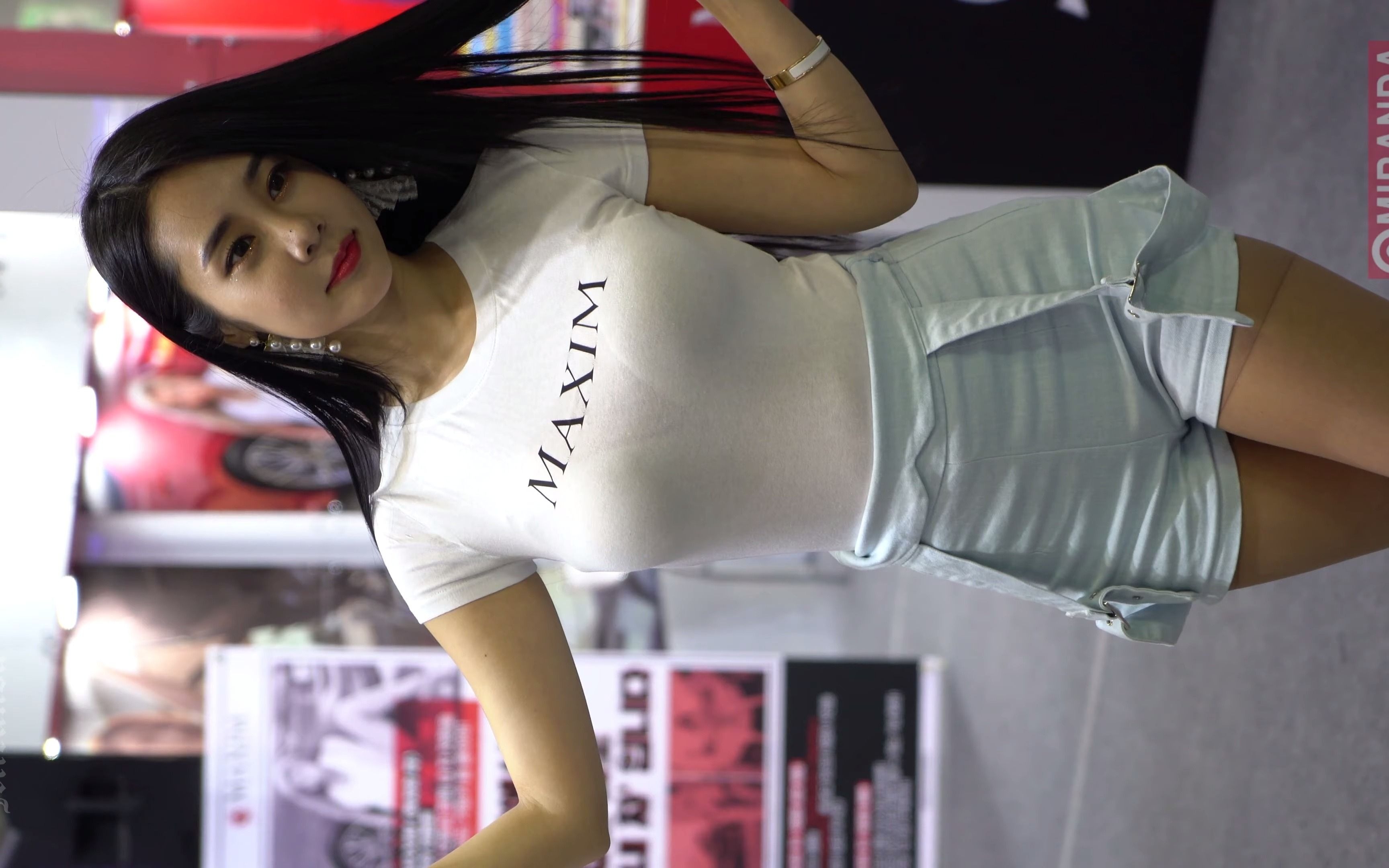 韩国美女车模【姜河彬】