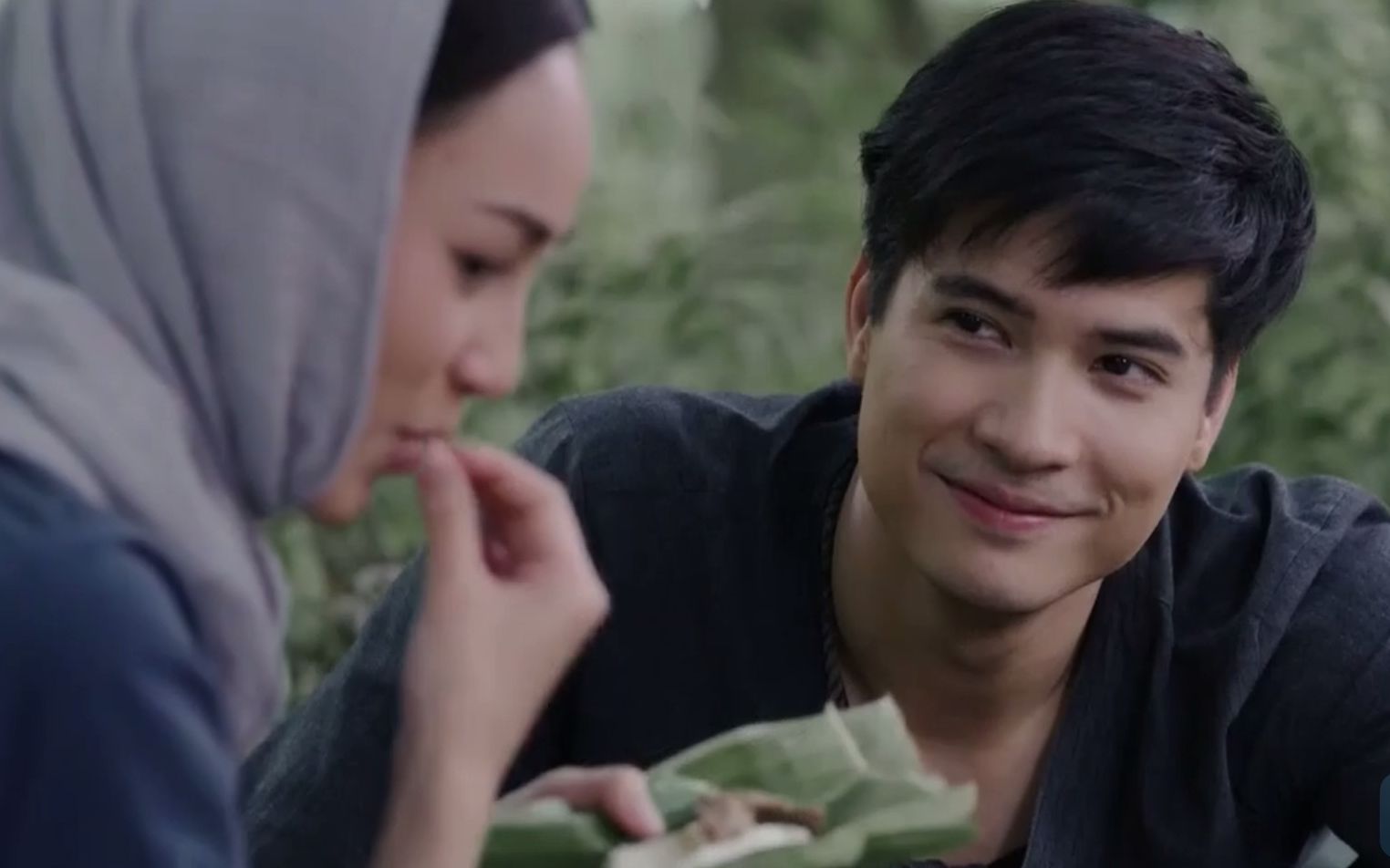 侠盗之反叛之心上树摘花落怀中送花祈福