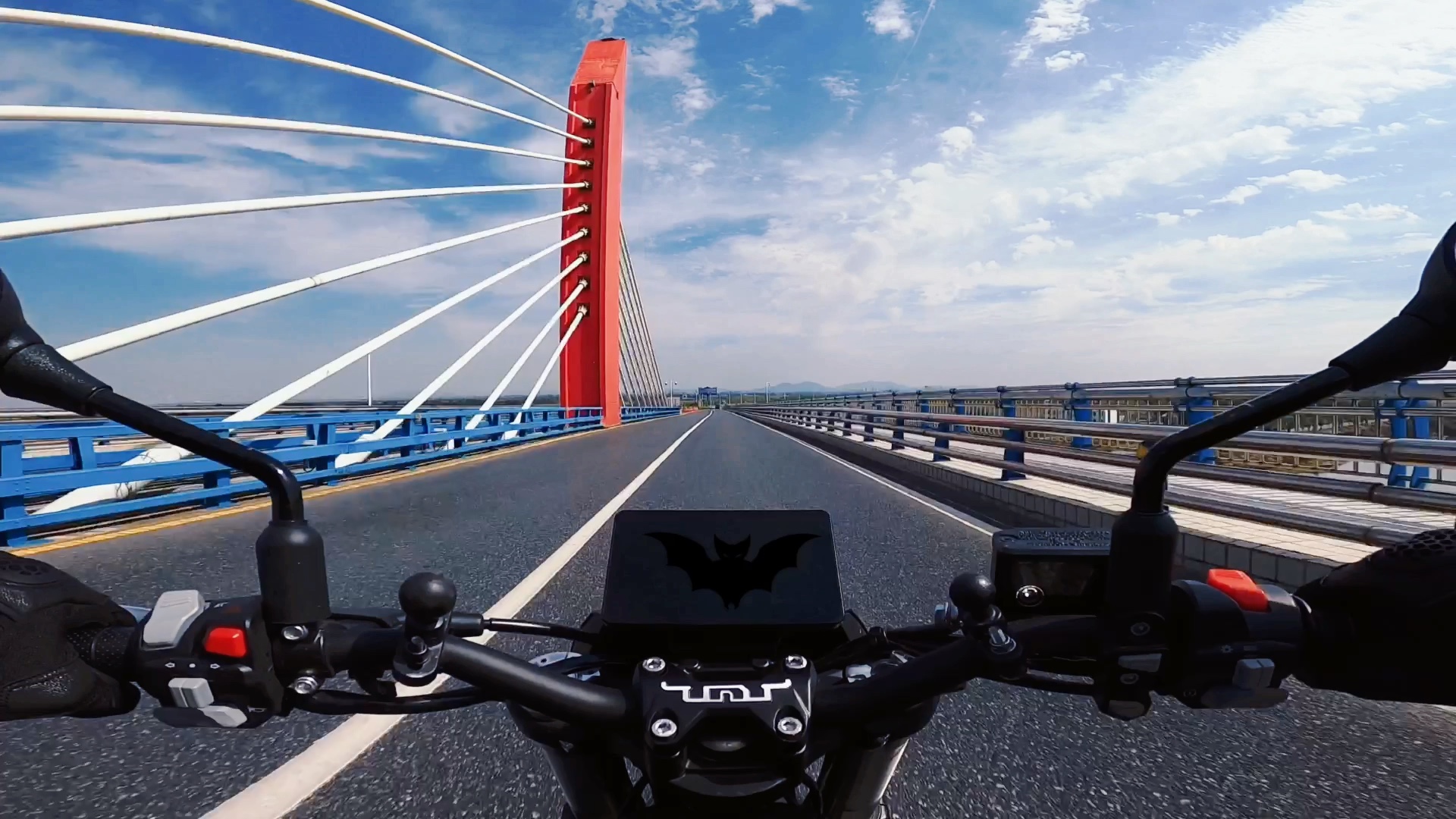 2020款贝纳利黄龙600无风噪第一视角休闲骑行_哔哩哔哩_bilibili