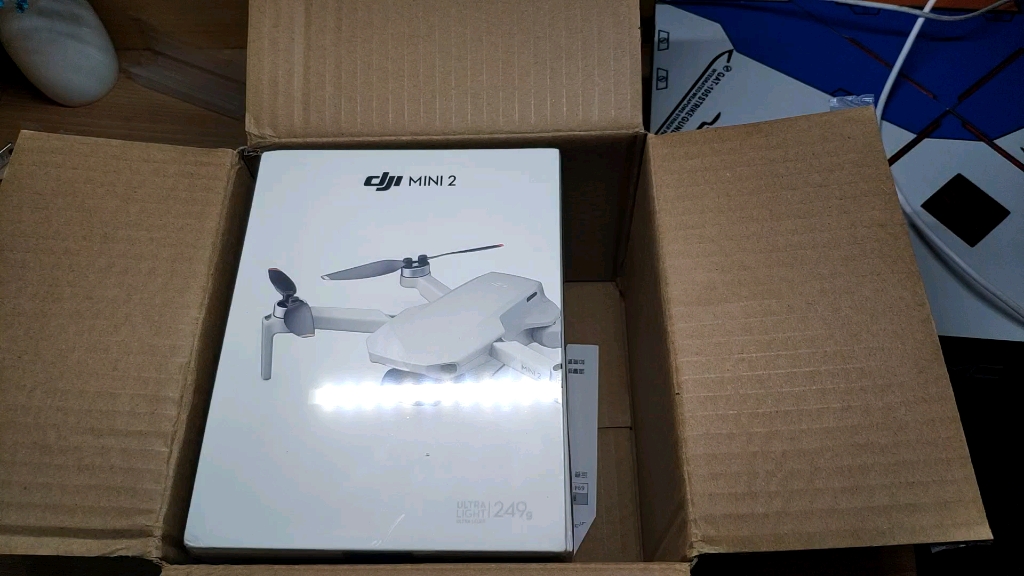 大疆mini2单机开箱_哔哩哔哩_bilibili