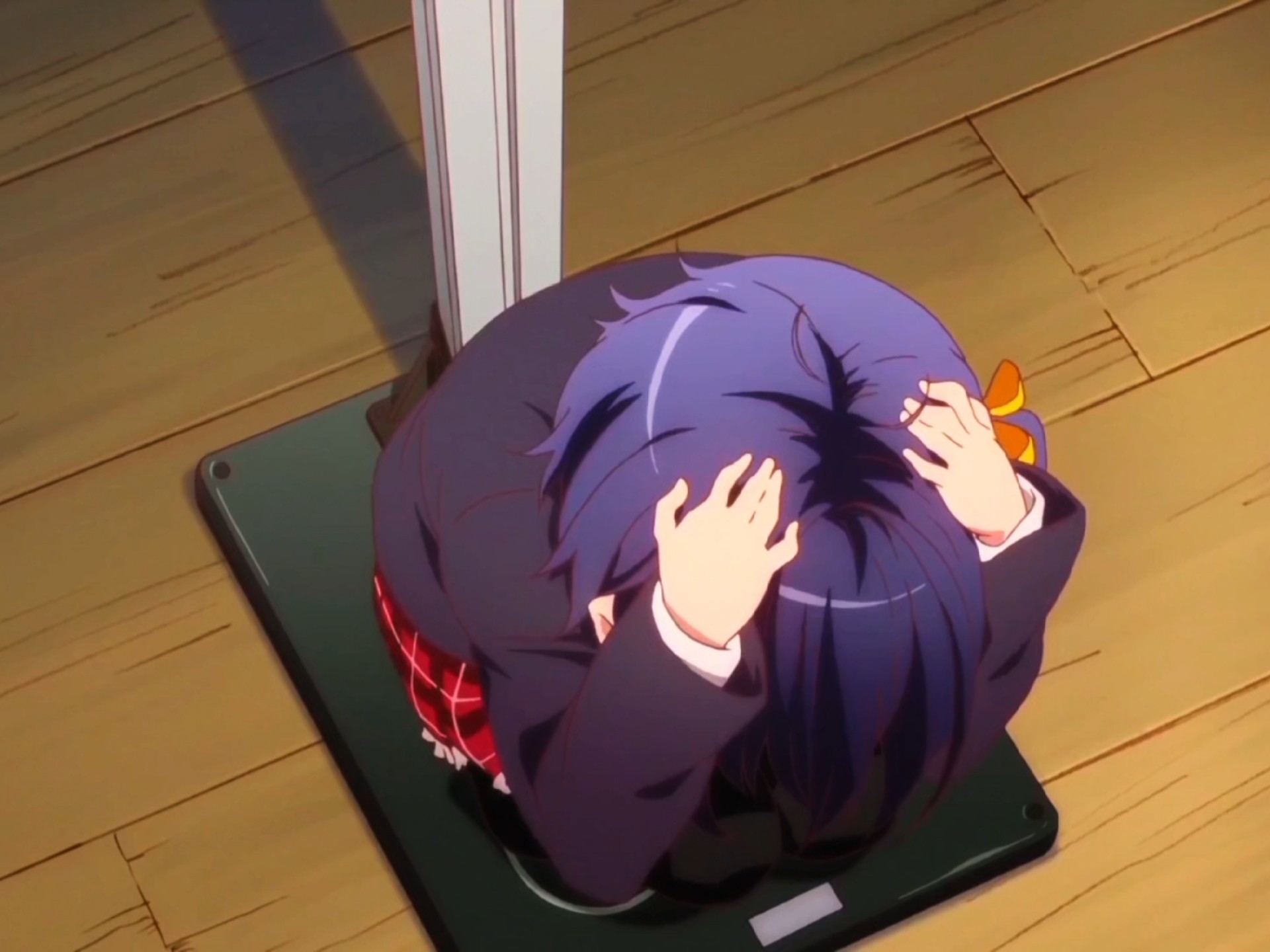 最经典的抱头蹲防