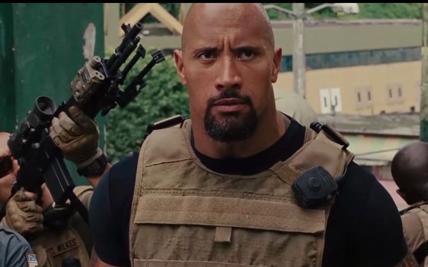 速度与激情5  强森:有枪就是硬