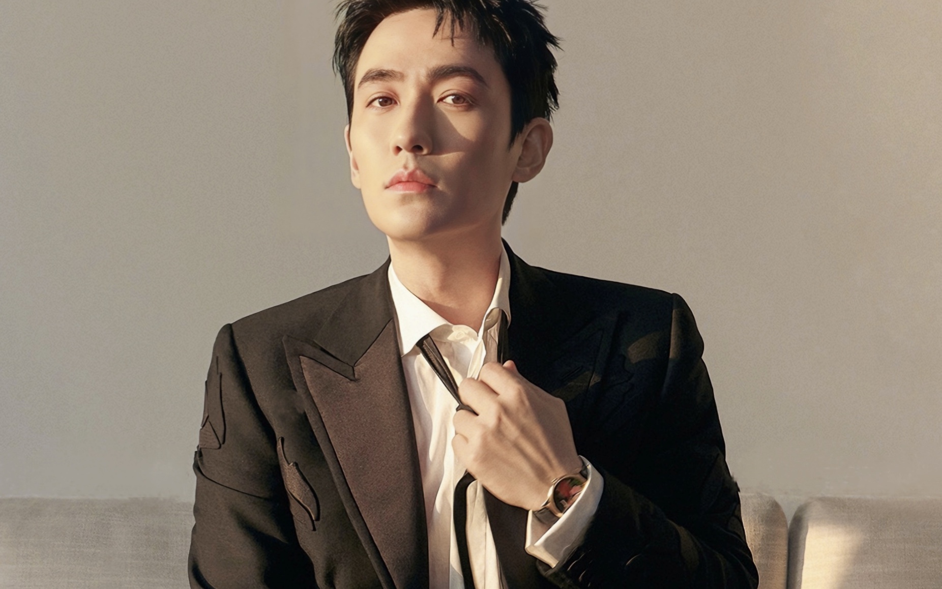 不敢想象跟朱一龙谈恋爱会多快乐