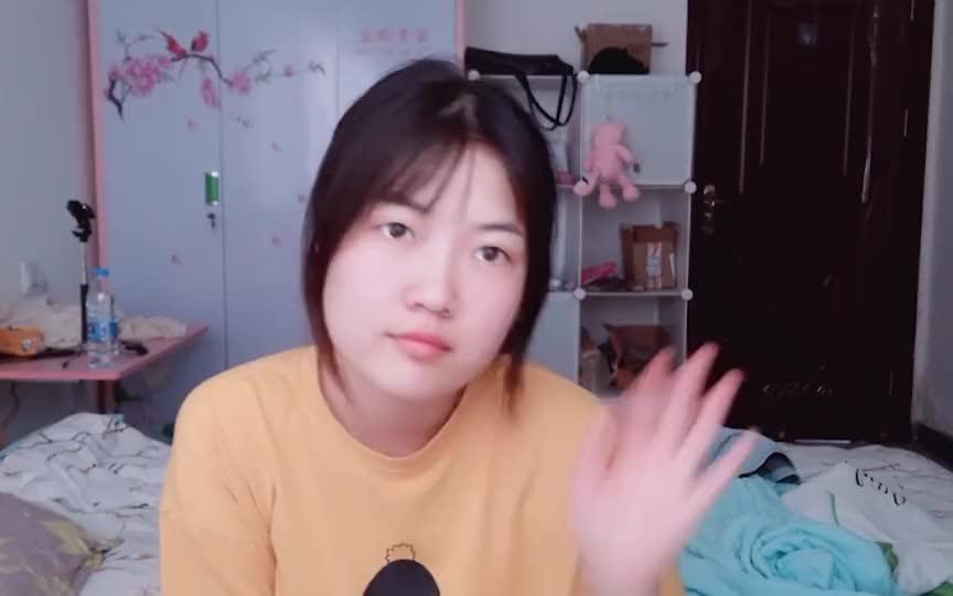 [图]打工妹下班试穿民国学生装，原来那个时候衣服这么美，少女心爆棚