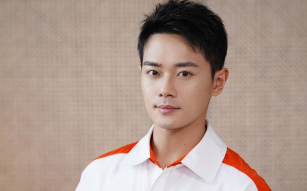 【曹骏】抖音微博小视频合辑_哔哩哔哩 (゜-゜)つロ 干杯~-bilibili