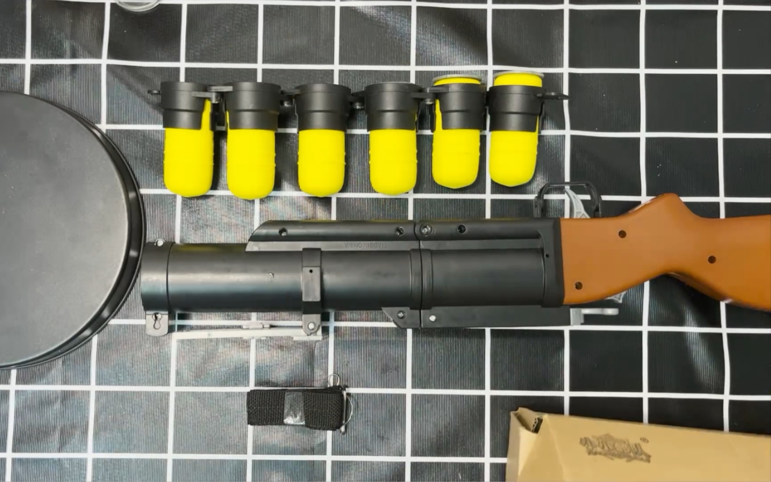 居家旅行必备防小朋友神器,m79榴弹炮模型玩具_哔哩哔哩_bilibili