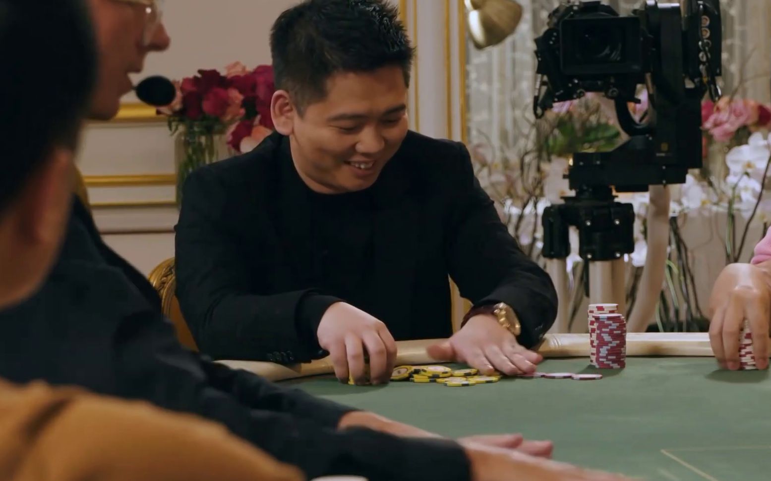 德州扑克 当解说还在讨论要怎么打 谭轩却给出了这样的终极答案