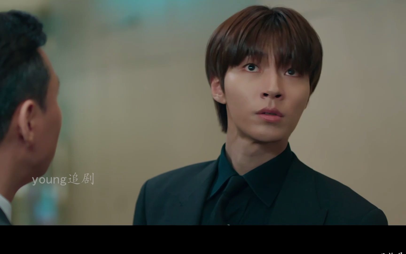 0203 大家记得给我三连哦~谢谢啦~ 帅气黄寅烨登场