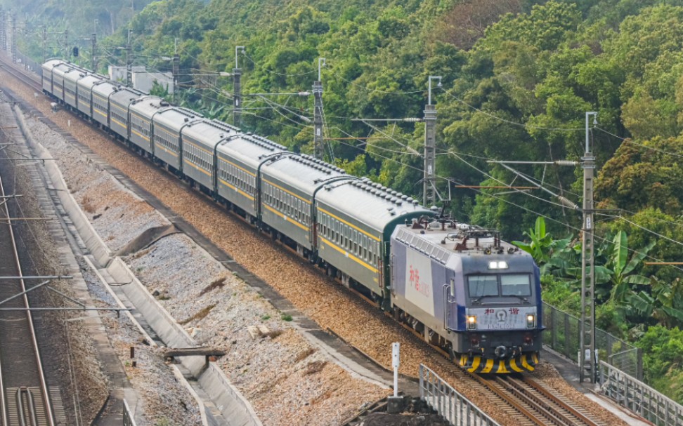 【真绿皮火车】2023年仍能看到非空调长途列车 3355次(重庆北-深圳东)