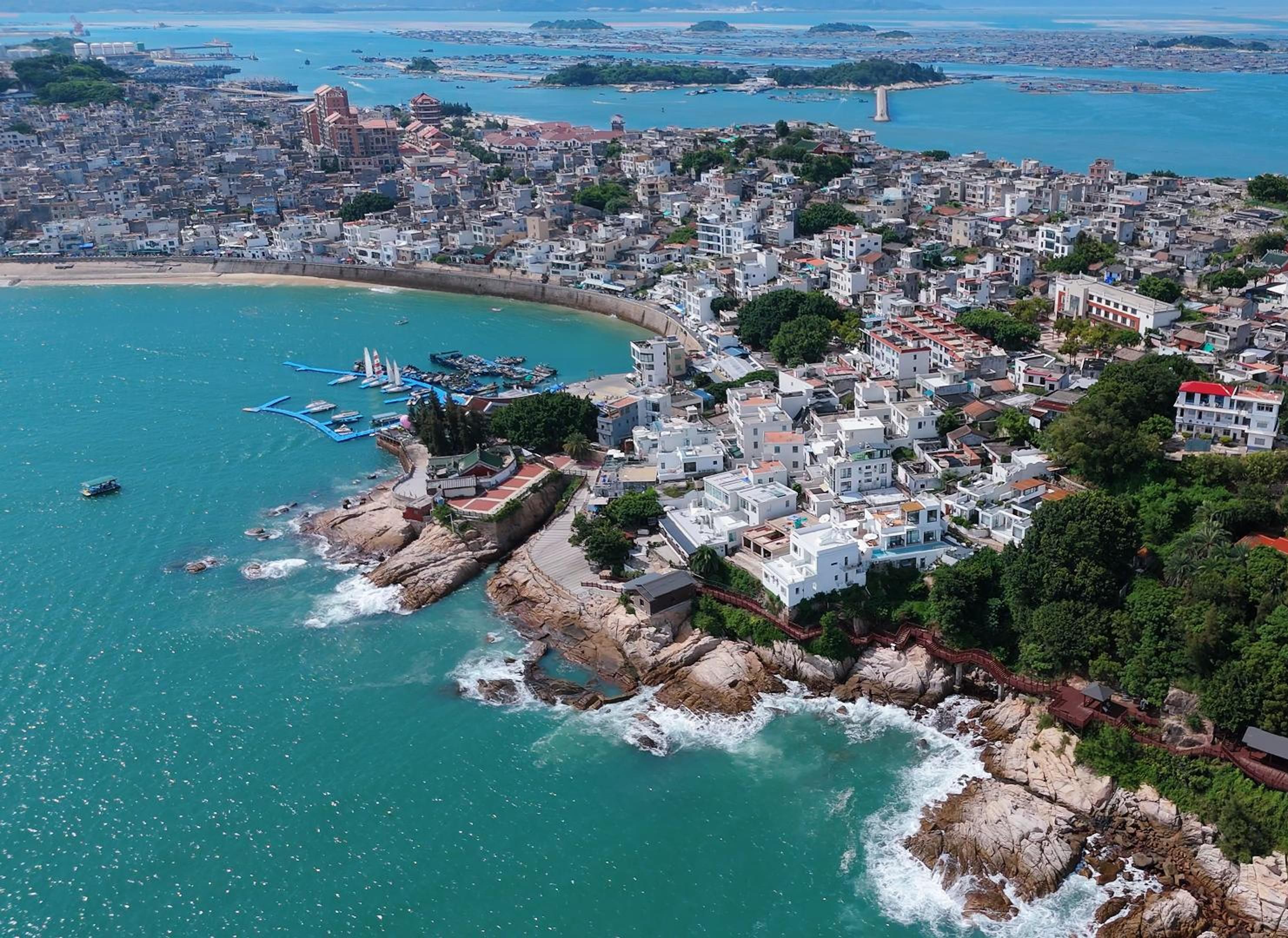 航拍东山岛南门湾