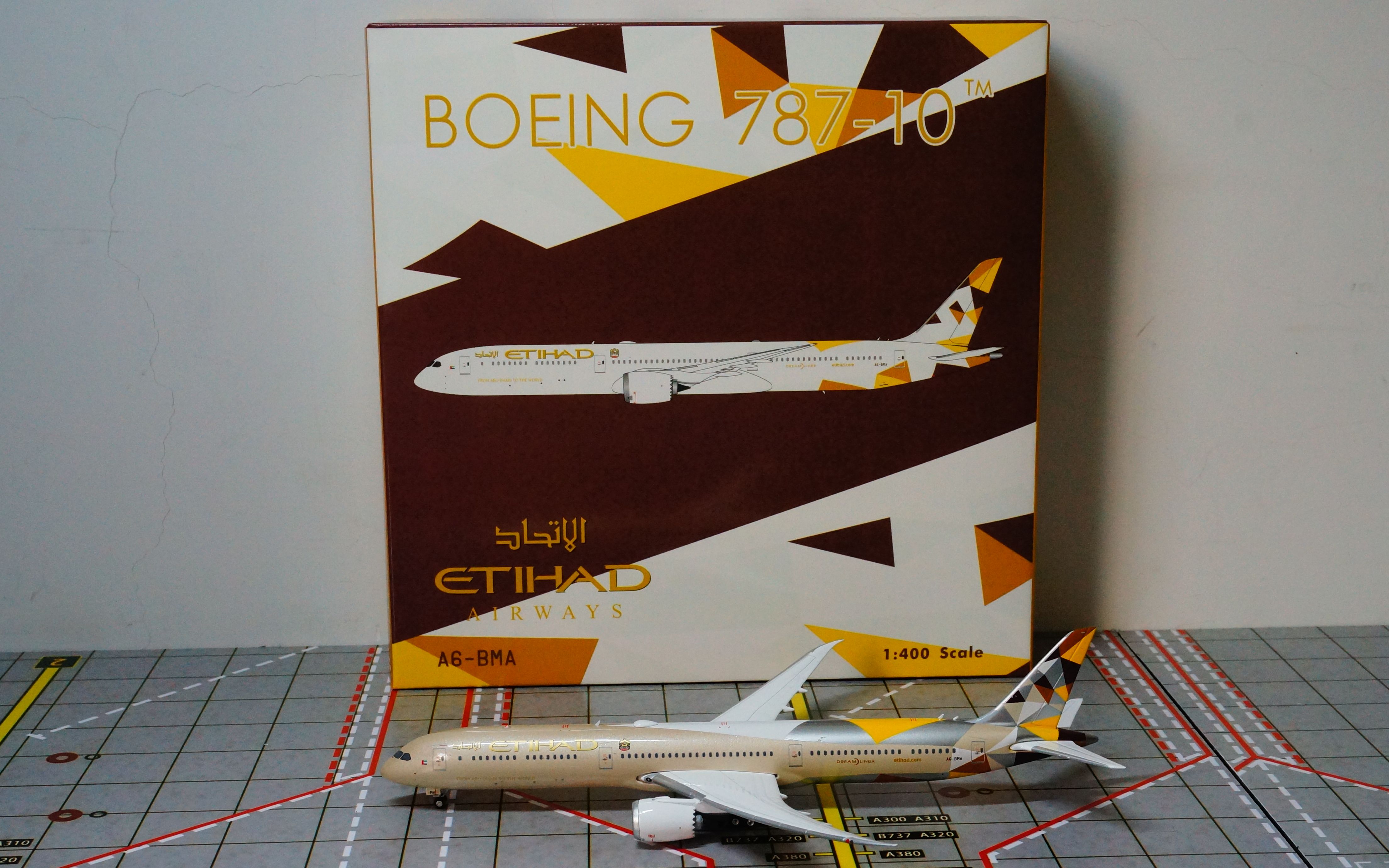 客机模型开箱phoenix阿提哈德航空etihadairwaysb78710a6bma