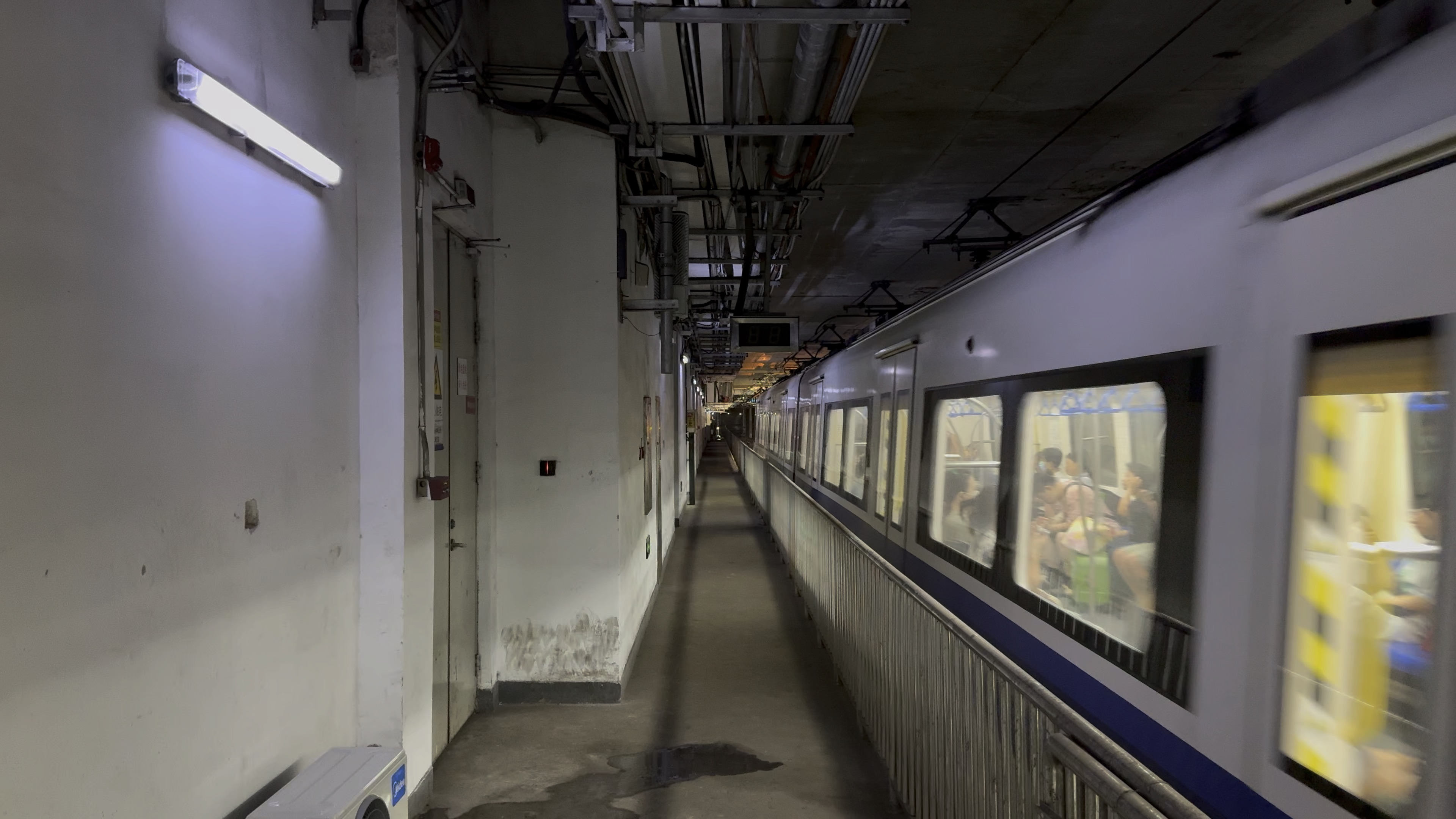 天津地铁9号线09036出天津站