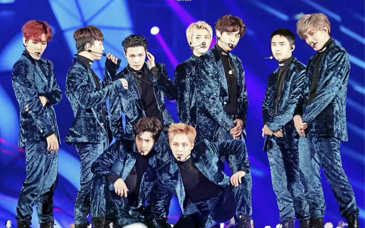【exo】演唱会现场,全场开麦!好听又帅气!_哔哩哔哩_bilibili