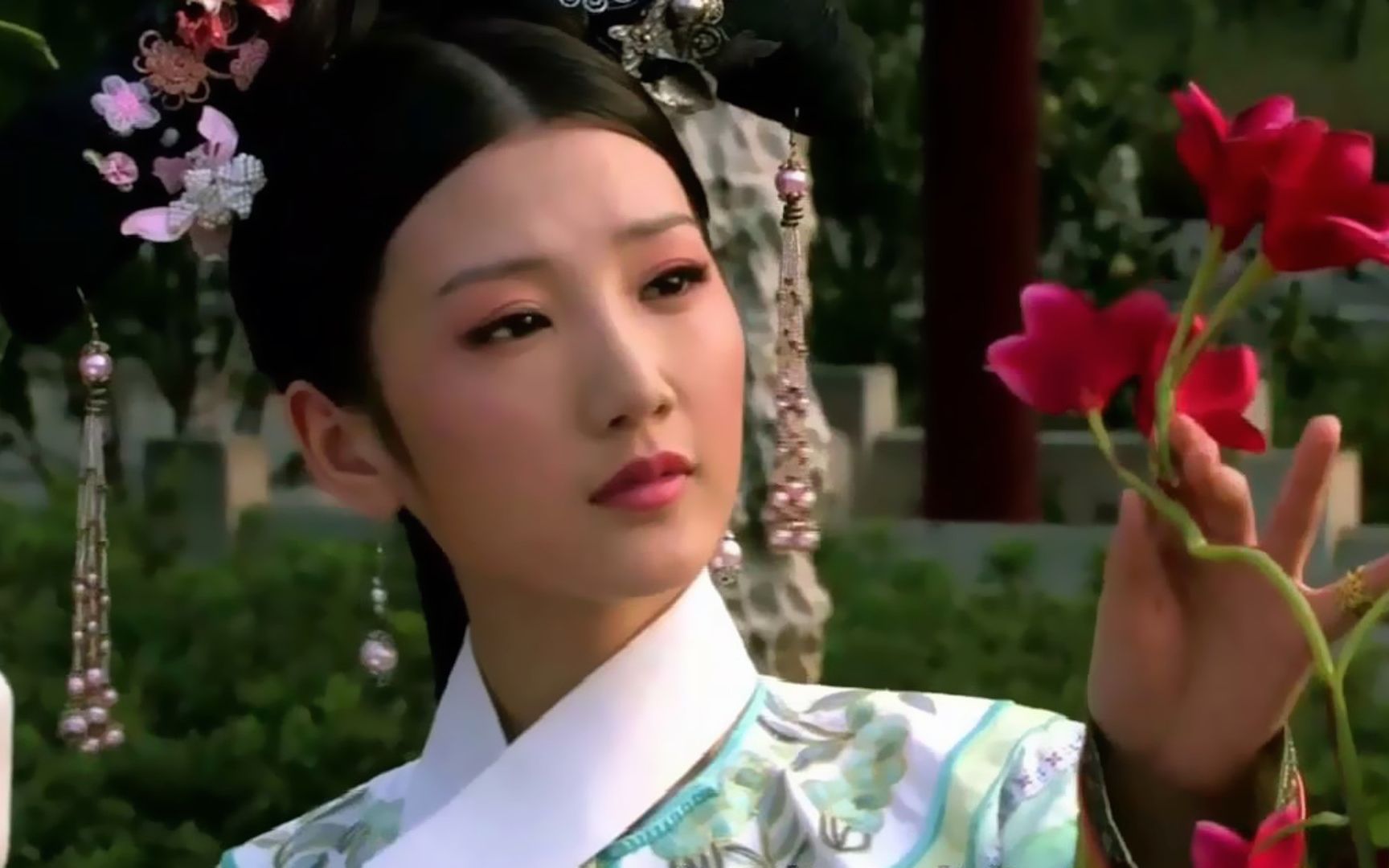 姚贝娜一首《红颜劫》,经典的旋律,演绎的感觉特别美