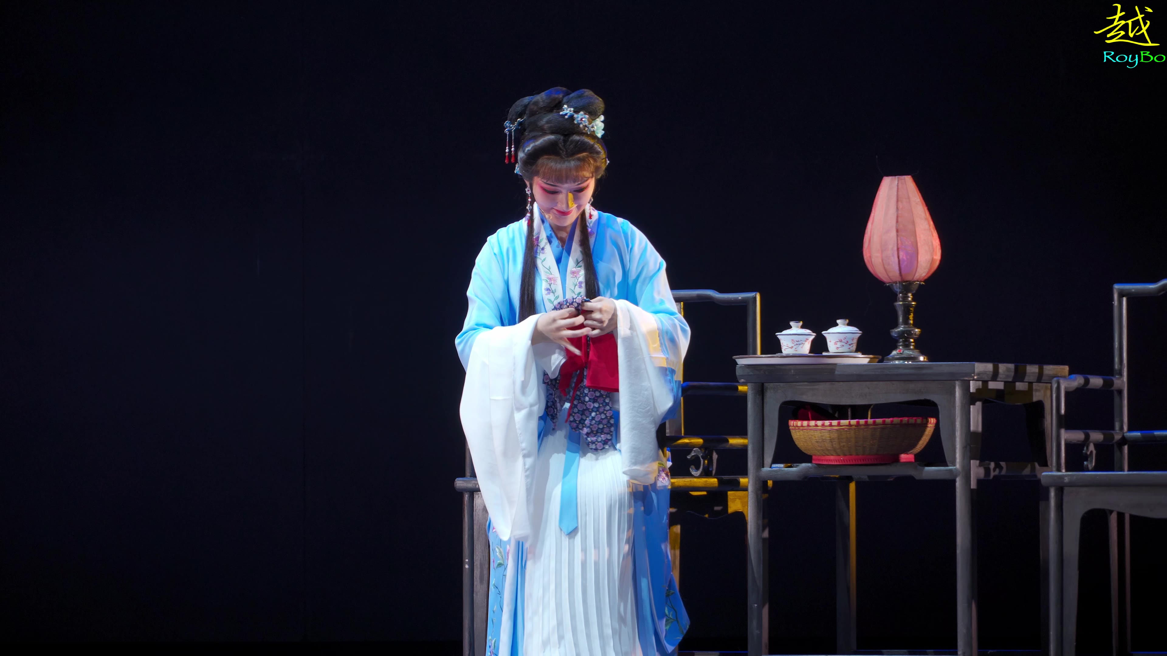 越剧美人徐叶娜_索尼a6400的4k画质真香,说好的索尼黄呢?