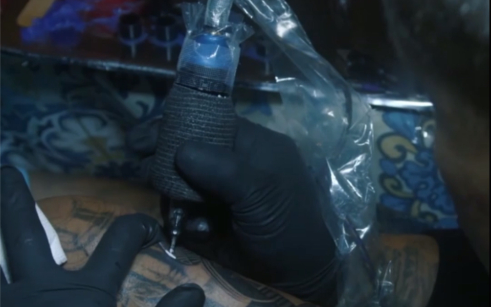 国外著名纹身师:主教人物宣传实拍#纹身师日常 #tattoo #纹身笔#纹身